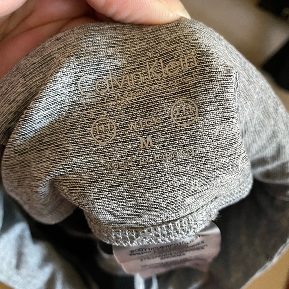 Calvin Klein Performance Gray/Lavender Crops - Picture 4 of 4